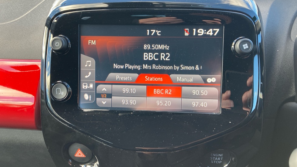 Toyota Aygo 1.0 VVT-i X-Clusiv 5dr x-shift Petrol Hatchback - Image 27