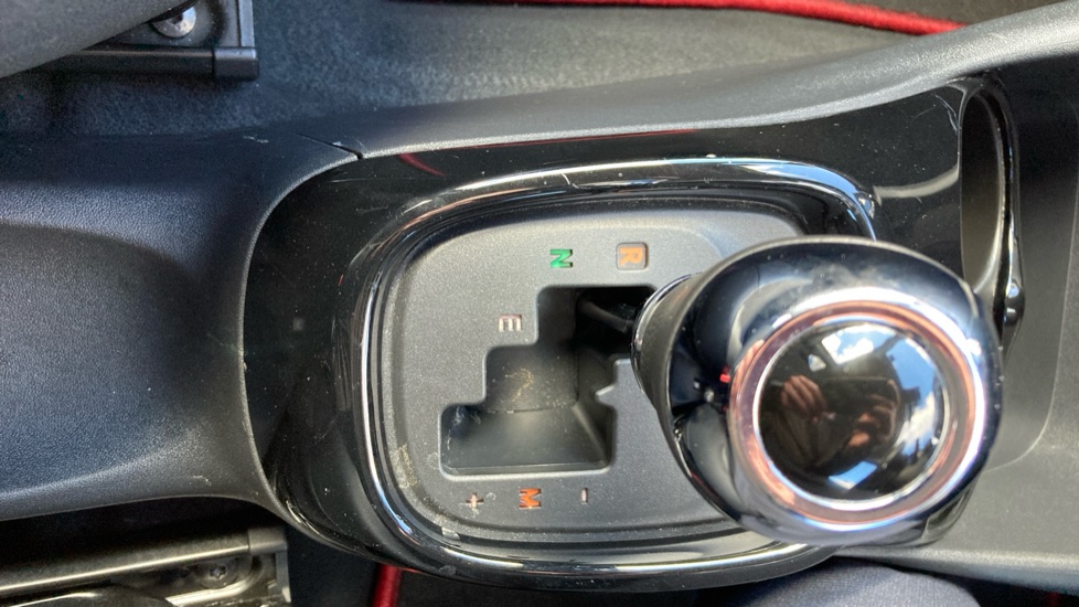 Toyota Aygo 1.0 VVT-i X-Clusiv 5dr x-shift Petrol Hatchback - Image 30