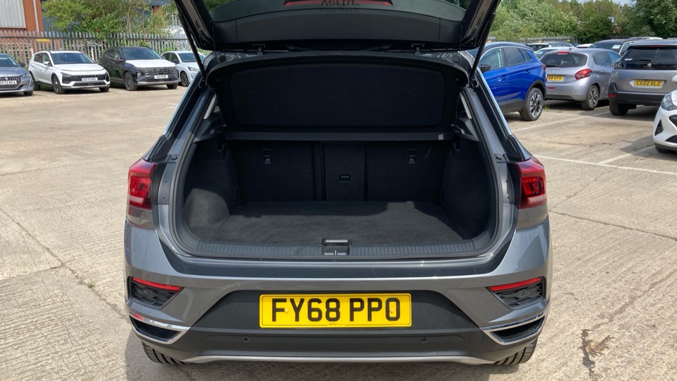 Volkswagen T-Roc 1.6 TDI SEL 5dr Diesel Hatchback - Image 4
