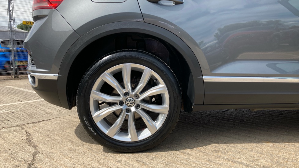 Volkswagen T-Roc 1.6 TDI SEL 5dr Diesel Hatchback - Image 7