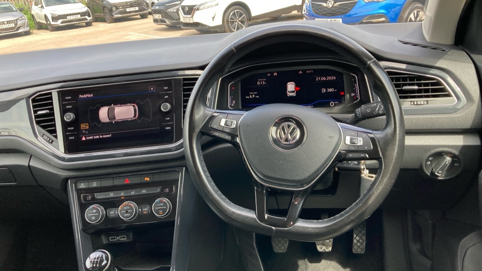 Volkswagen T-Roc 1.6 TDI SEL 5dr Diesel Hatchback - Image 10