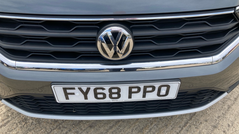 Volkswagen T-Roc 1.6 TDI SEL 5dr Diesel Hatchback - Image 35