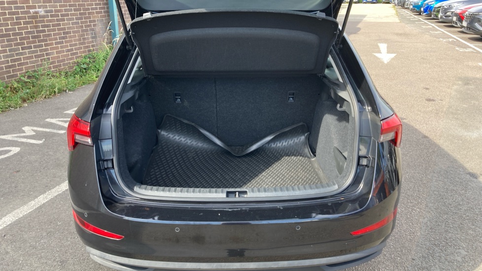 Skoda Scala 1.5 TSI SE 5dr DSG Petrol Hatchback - Image 4