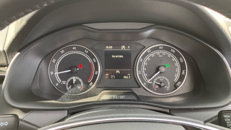 Skoda Scala 1.5 TSI SE 5dr DSG Petrol Hatchback - Image 18