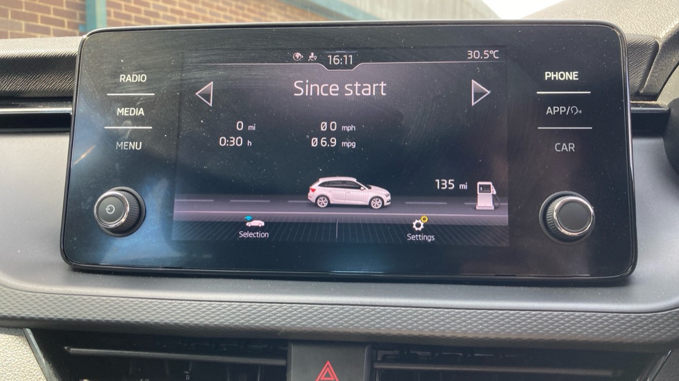Skoda Scala 1.5 TSI SE 5dr DSG Petrol Hatchback - Image 46