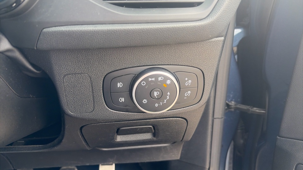 Ford Focus 1.0 EcoBoost 125 ST-Line 5dr Petrol Hatchback - Image 23