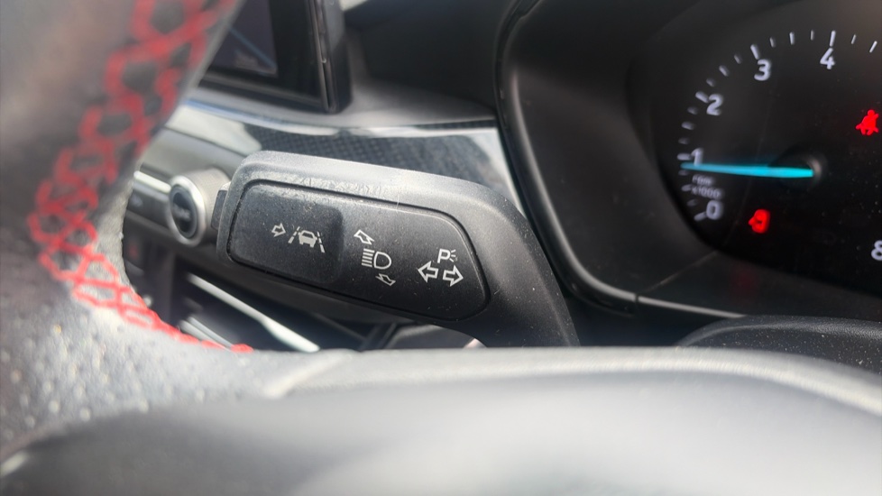 Ford Focus 1.0 EcoBoost 125 ST-Line 5dr Petrol Hatchback - Image 26