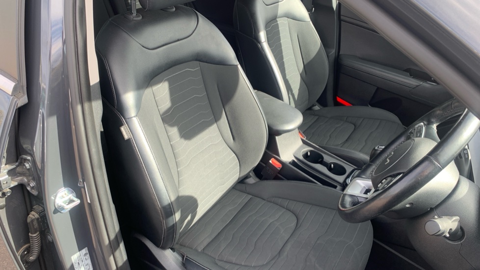 Kia Sportage 1.6T GDi ISG 3 5dr Petrol Estate - Image 36
