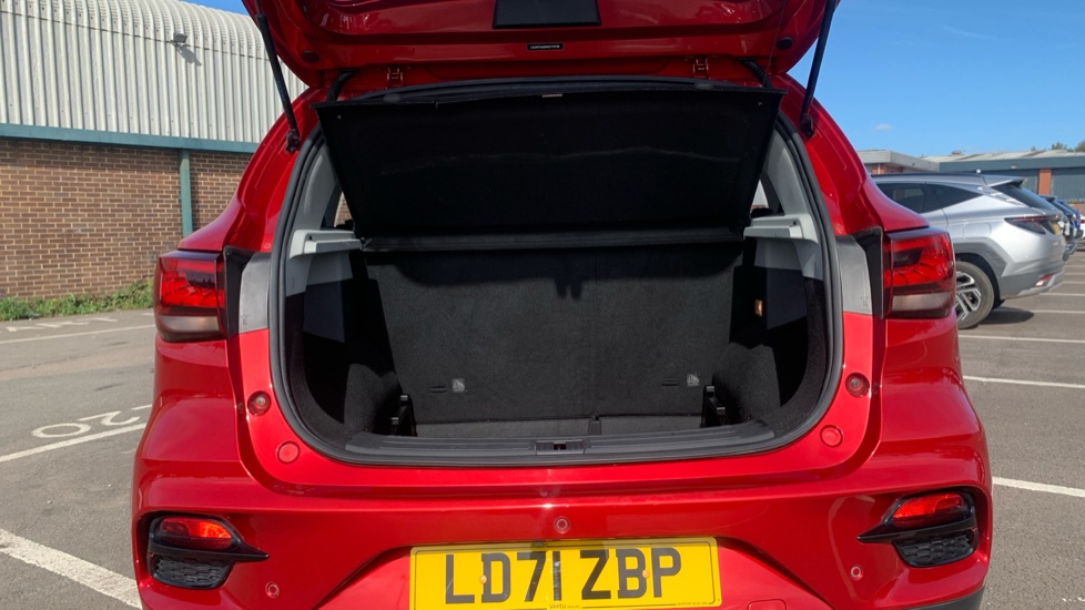 MG ZS 1.5 VTi-TECH Exclusive 5dr Petrol Hatchback - Image 4