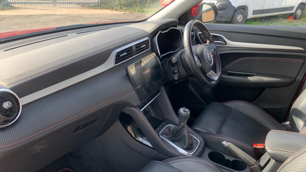 MG ZS 1.5 VTi-TECH Exclusive 5dr Petrol Hatchback - Image 9