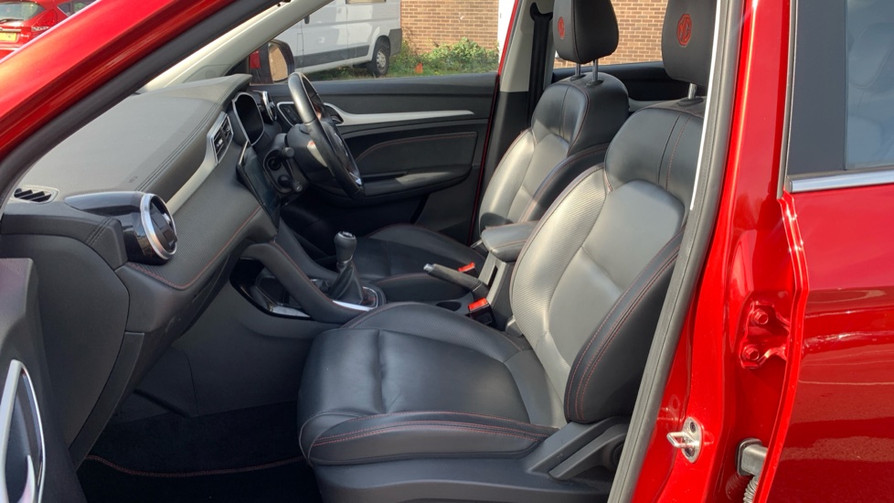 MG ZS 1.5 VTi-TECH Exclusive 5dr Petrol Hatchback - Image 31