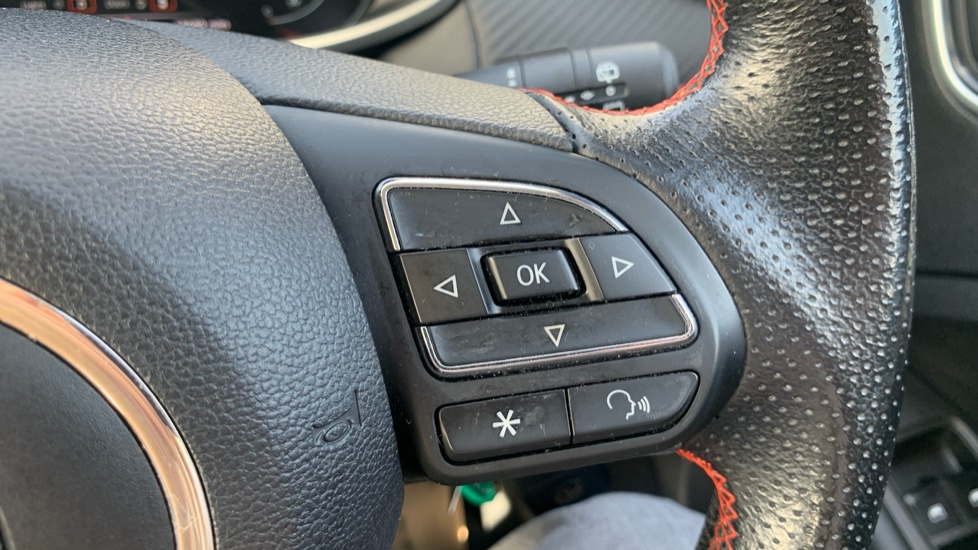 MG ZS 1.5 VTi-TECH Exclusive 5dr Petrol Hatchback - Image 37