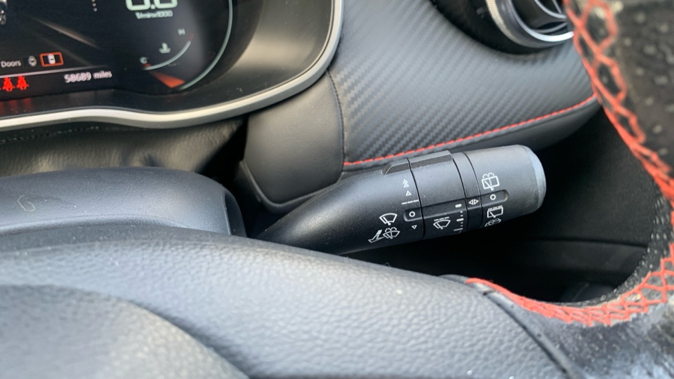 MG ZS 1.5 VTi-TECH Exclusive 5dr Petrol Hatchback - Image 38