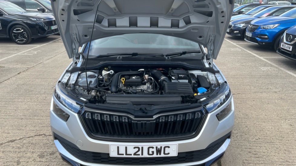 Skoda Kamiq 1.0 TSI 110 Monte Carlo 5dr DSG Petrol Hatchback - Image 8