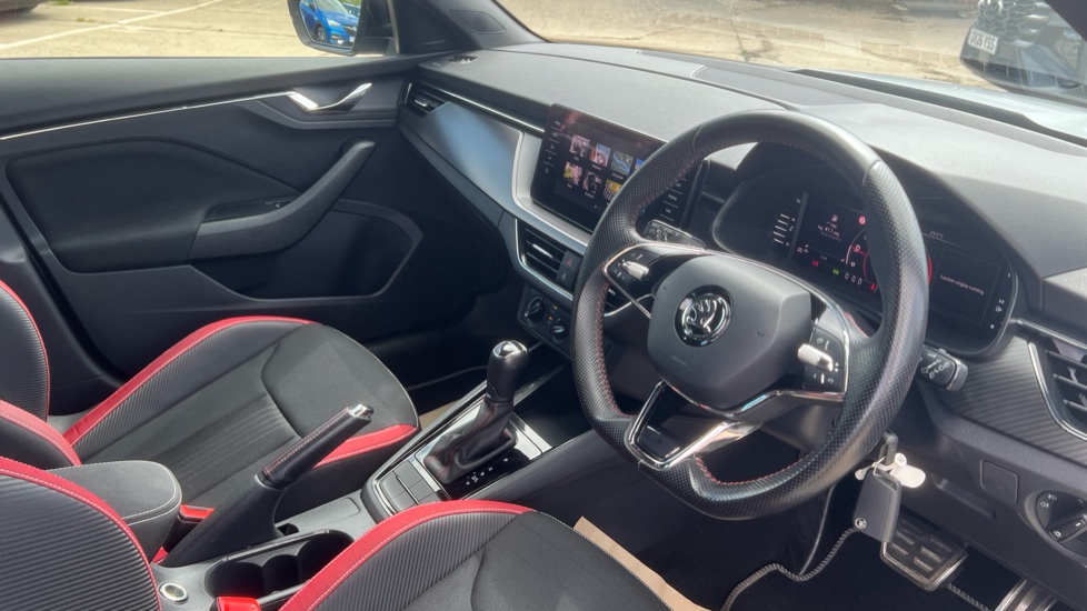 Skoda Kamiq 1.0 TSI 110 Monte Carlo 5dr DSG Petrol Hatchback - Image 11