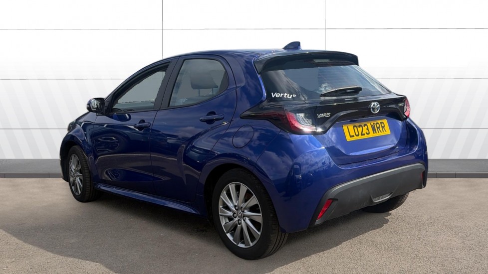 Toyota Yaris 1.5 Hybrid Icon 5dr CVT Hybrid Hatchback - Image 2