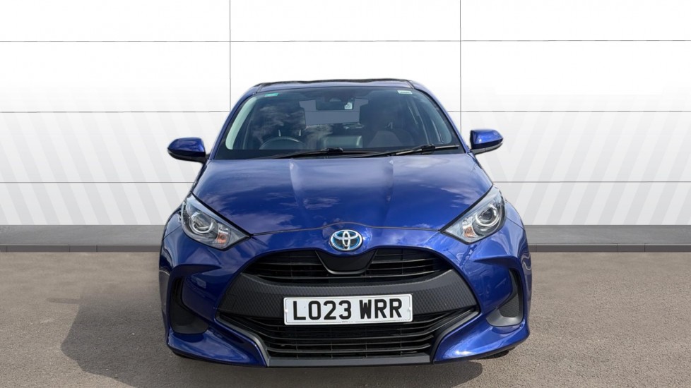 Toyota Yaris 1.5 Hybrid Icon 5dr CVT Hybrid Hatchback - Image 3