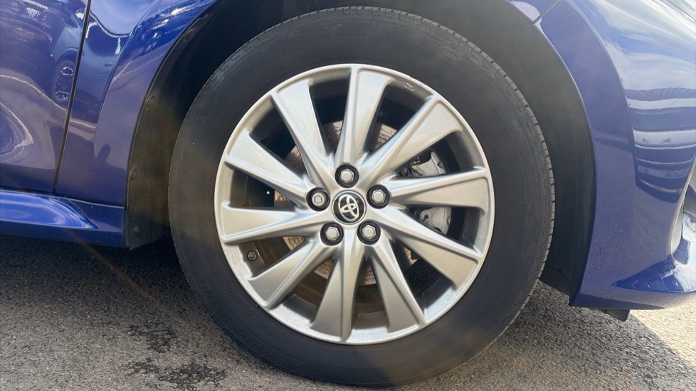 Toyota Yaris 1.5 Hybrid Icon 5dr CVT Hybrid Hatchback - Image 7