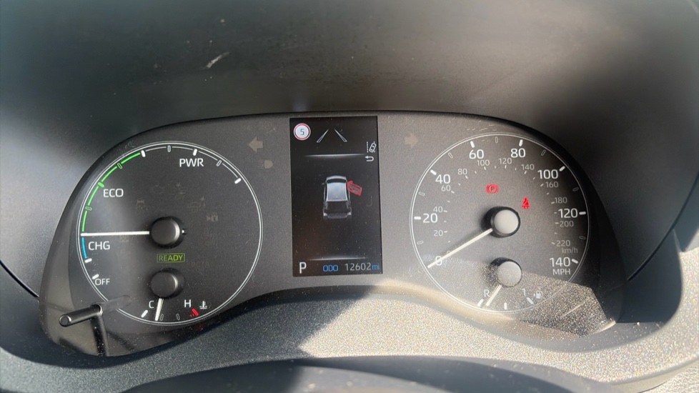 Toyota Yaris 1.5 Hybrid Icon 5dr CVT Hybrid Hatchback - Image 18