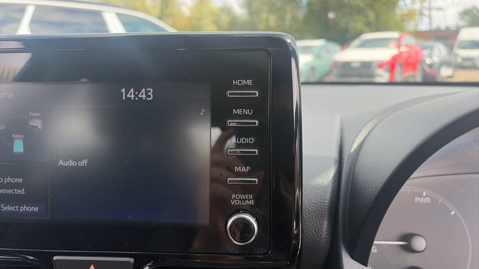 Toyota Yaris 1.5 Hybrid Icon 5dr CVT Hybrid Hatchback - Image 26