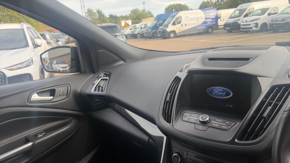 Ford Kuga 1.5 TDCi ST-Line 5dr 2WD Diesel Estate - Image 14