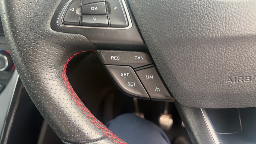 Ford Kuga 1.5 TDCi ST-Line 5dr 2WD Diesel Estate - Image 22