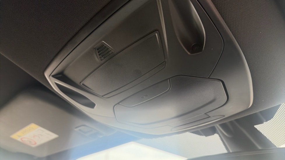 Ford Kuga 1.5 TDCi ST-Line 5dr 2WD Diesel Estate - Image 27