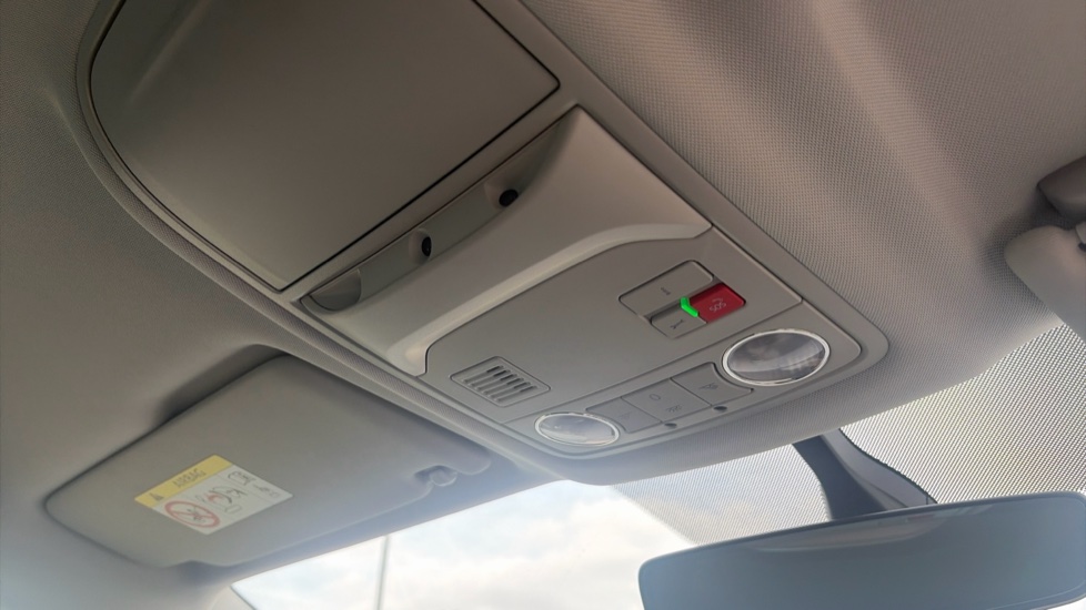 Skoda Karoq 1.5 TSI SE L 5dr Petrol Estate - Image 29