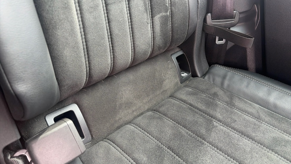 Skoda Karoq 1.5 TSI SE L 5dr Petrol Estate - Image 41