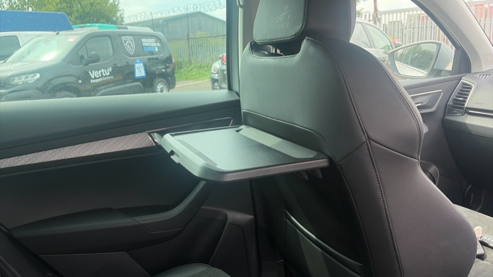 Skoda Karoq 1.5 TSI SE L 5dr Petrol Estate - Image 42