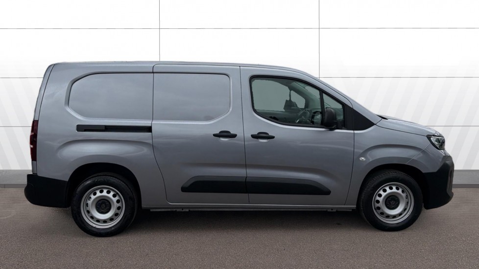 Peugeot Partner Long Diesel 1.5 BlueHDi 100 Professional Crew Van - Image 5