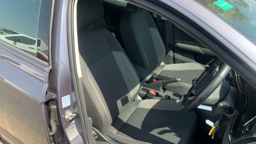 Volkswagen Polo 1.0 TSI Life 5dr Petrol Hatchback - Image 25