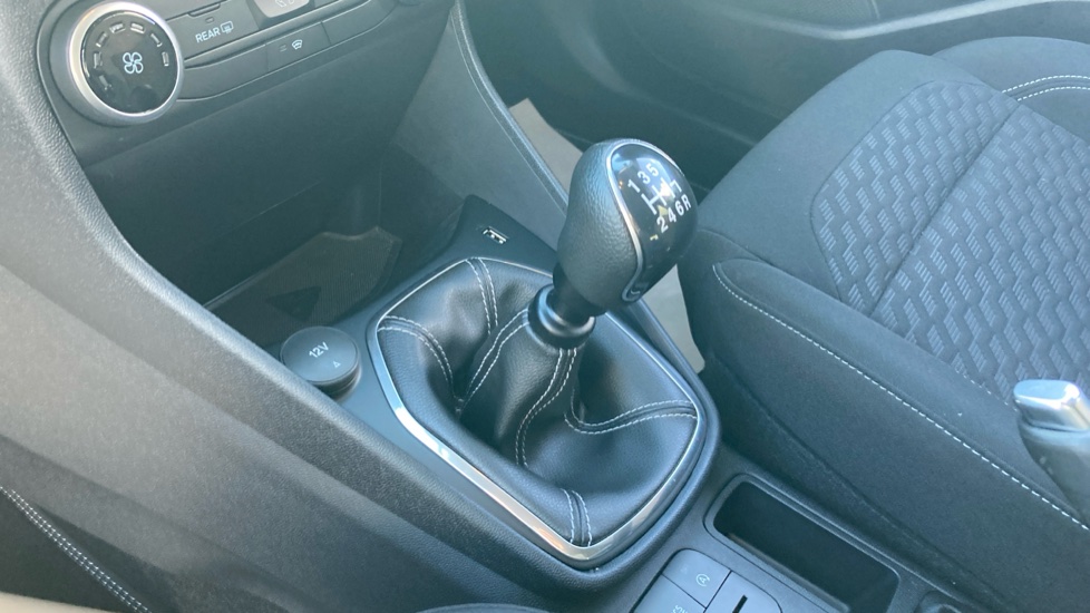 Ford Fiesta 1.0 EcoBoost Titanium 5dr Petrol Hatchback - Image 13