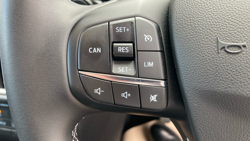 Ford Fiesta 1.0 EcoBoost Titanium 5dr Petrol Hatchback - Image 43
