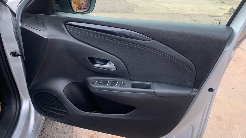 Vauxhall Corsa 1.2 Elite Edition 5dr Petrol Hatchback - Image 33