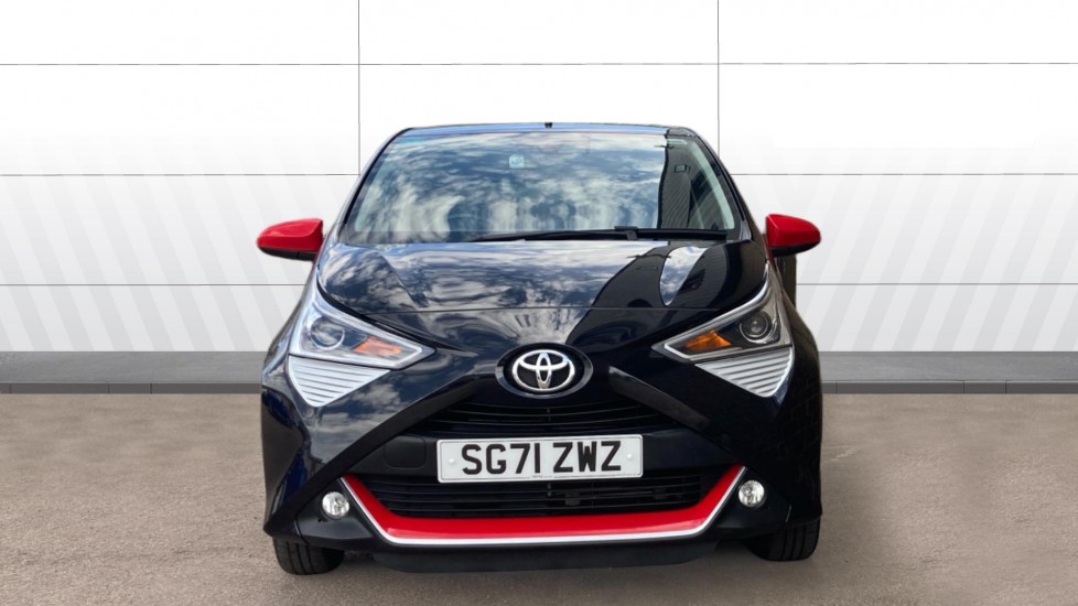 Toyota Aygo 1.0 VVT-i X-Trend TSS 5dr Petrol Hatchback - Image 3