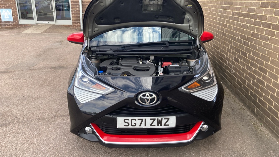 Toyota Aygo 1.0 VVT-i X-Trend TSS 5dr Petrol Hatchback - Image 8