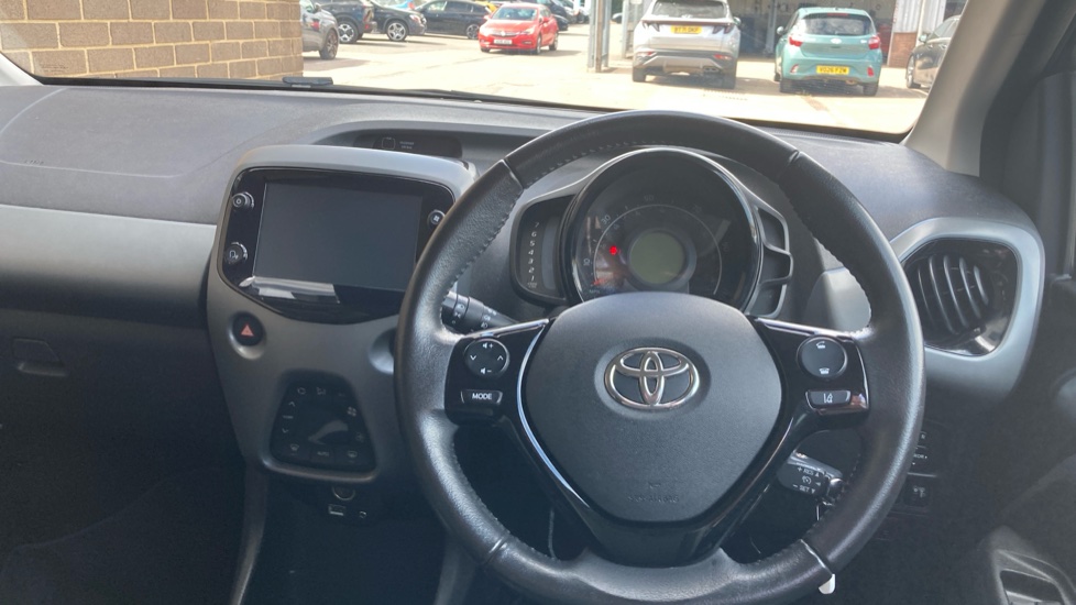 Toyota Aygo 1.0 VVT-i X-Trend TSS 5dr Petrol Hatchback - Image 10