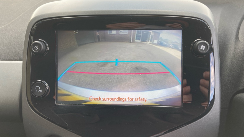 Toyota Aygo 1.0 VVT-i X-Trend TSS 5dr Petrol Hatchback - Image 28
