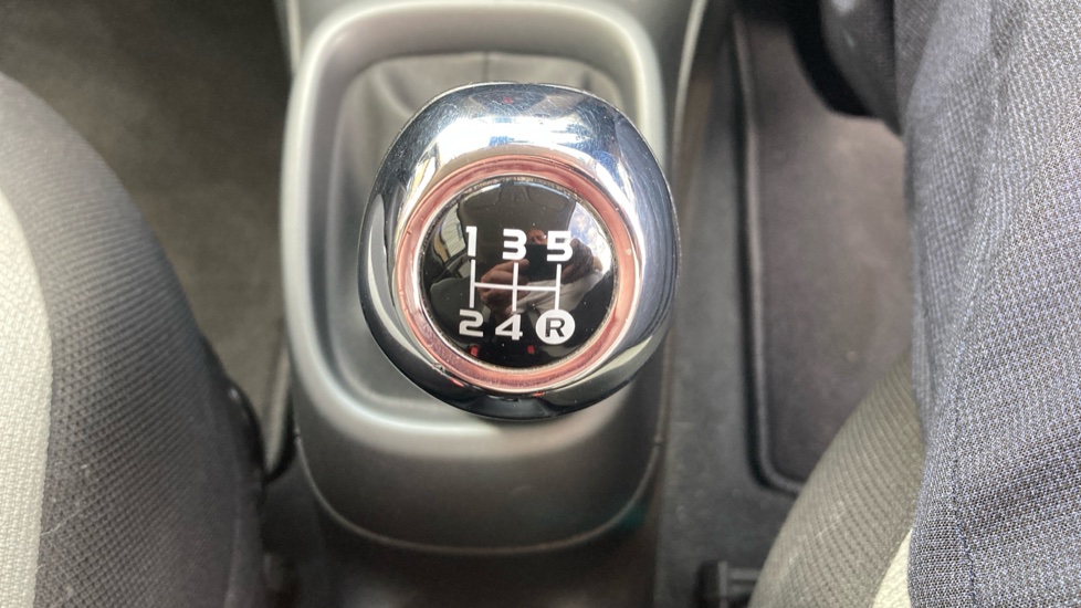 Toyota Aygo 1.0 VVT-i X-Trend TSS 5dr Petrol Hatchback - Image 29