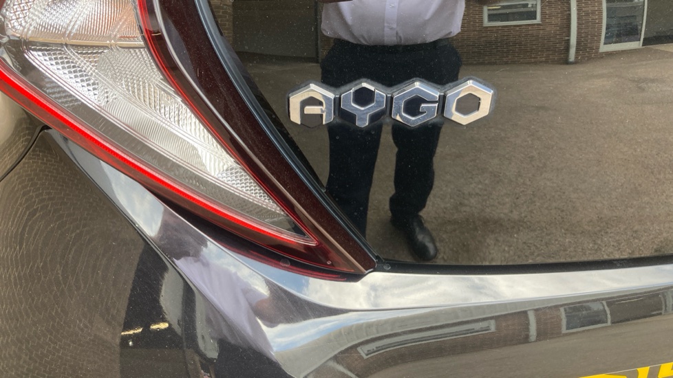 Toyota Aygo 1.0 VVT-i X-Trend TSS 5dr Petrol Hatchback - Image 36