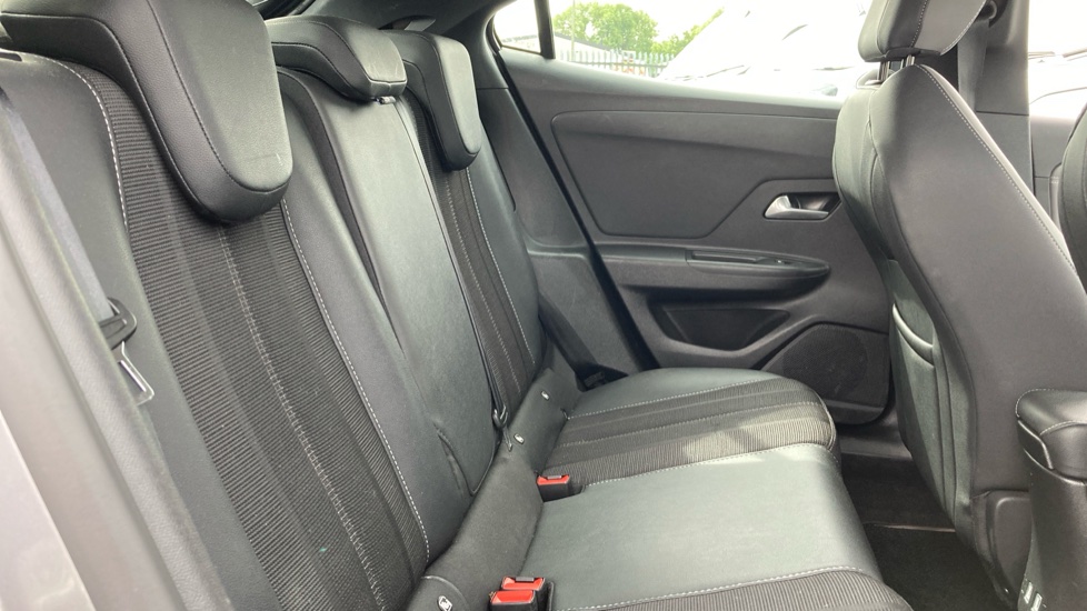 Vauxhall Mokka 1.2 Turbo 100 Elite Edition 5dr Petrol Hatchback - Image 16