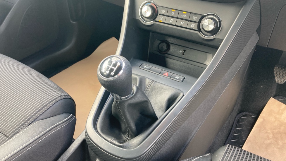 MG MG3 1.5 VTi-TECH Exclusive 5dr [Navigation] Petrol Hatchback - Image 13