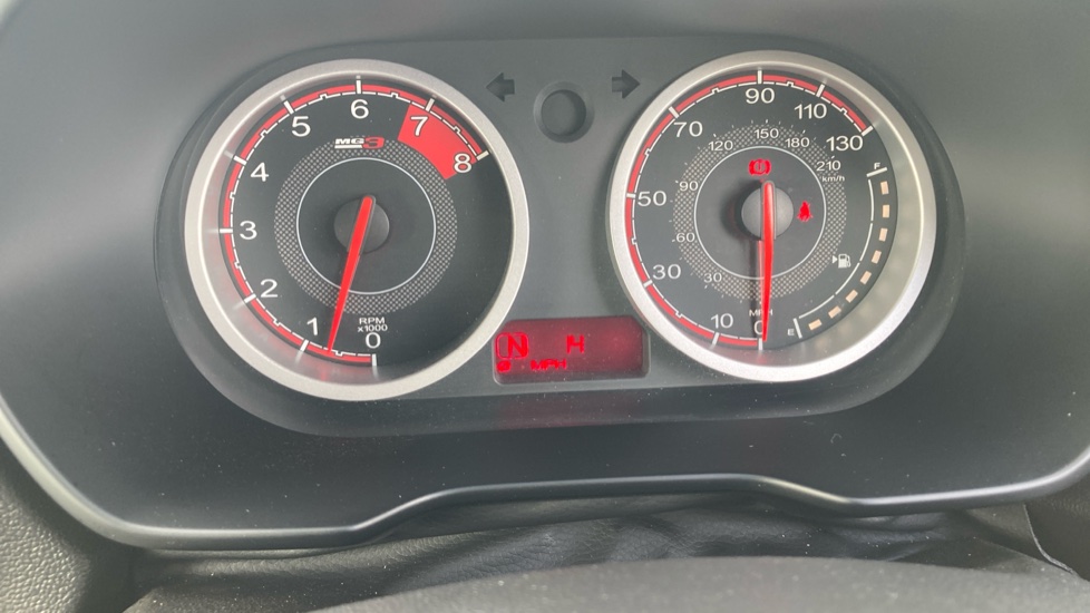 MG MG3 1.5 VTi-TECH Exclusive 5dr [Navigation] Petrol Hatchback - Image 31