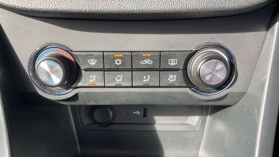 MG MG3 1.5 VTi-TECH Exclusive 5dr [Navigation] Petrol Hatchback - Image 34