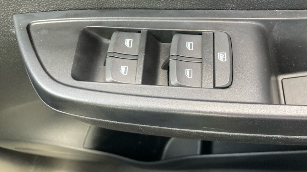 MG MG3 1.5 VTi-TECH Exclusive 5dr [Navigation] Petrol Hatchback - Image 40