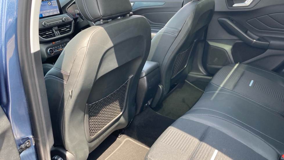 Ford Focus 1.0 EcoBoost 125 Active X Auto 5dr Petrol Hatchback - Image 56