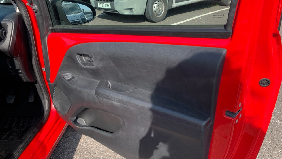 Citroen C1 1.0 VTi 72 Feel 3dr Petrol Hatchback - Image 27
