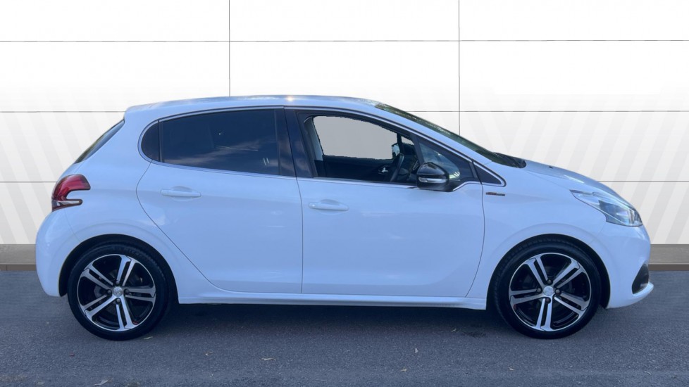 Peugeot 208 1.2 PureTech 110 GT Line 5dr Petrol Hatchback - Image 5