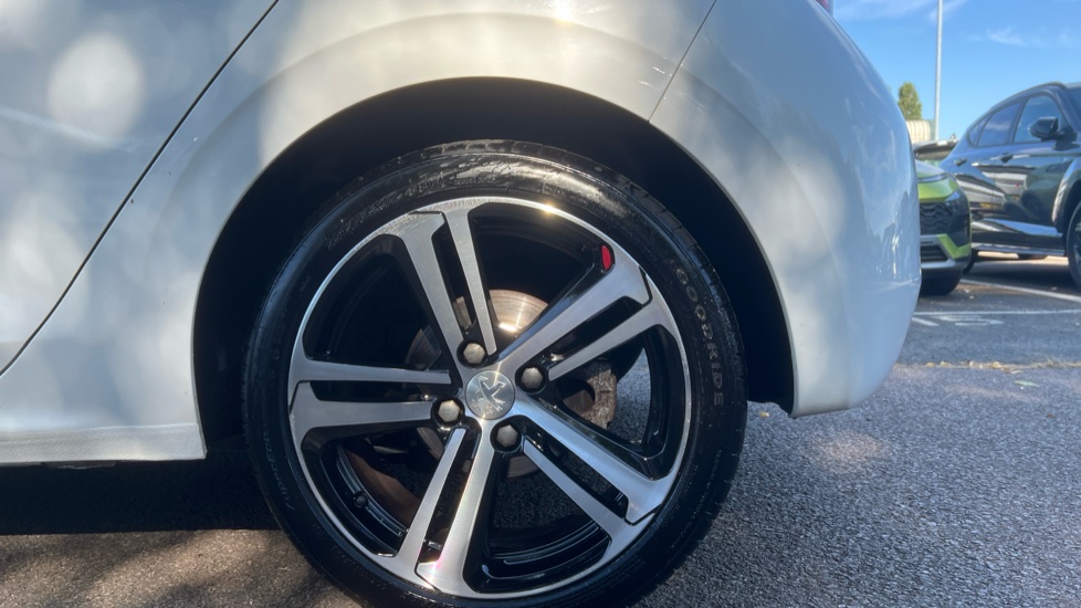 Peugeot 208 1.2 PureTech 110 GT Line 5dr Petrol Hatchback - Image 7